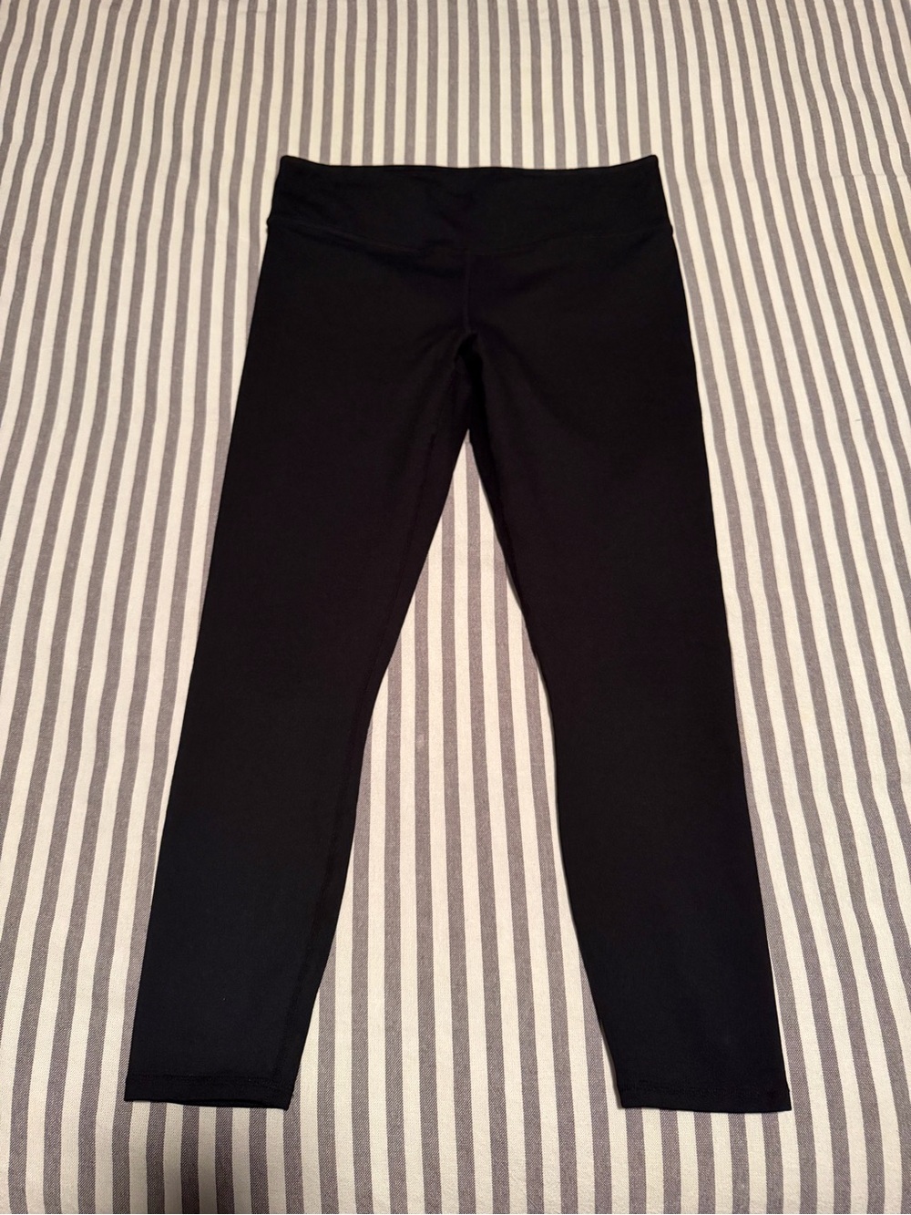 Black Fabletics Powerhold Leggings